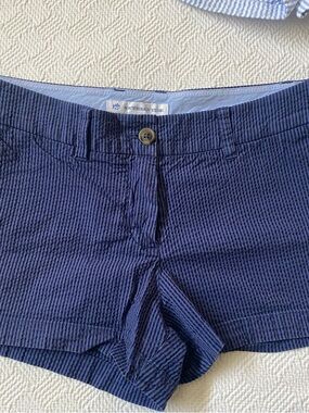 Southern Tide Women's Navy Striped Seersucker Shorts